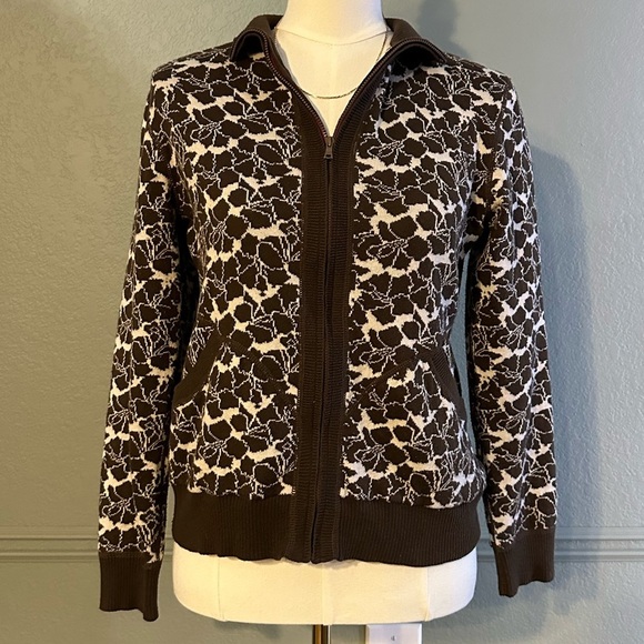 Title nine Jackets & Blazers - Title Nine Brown Floral Zip Up